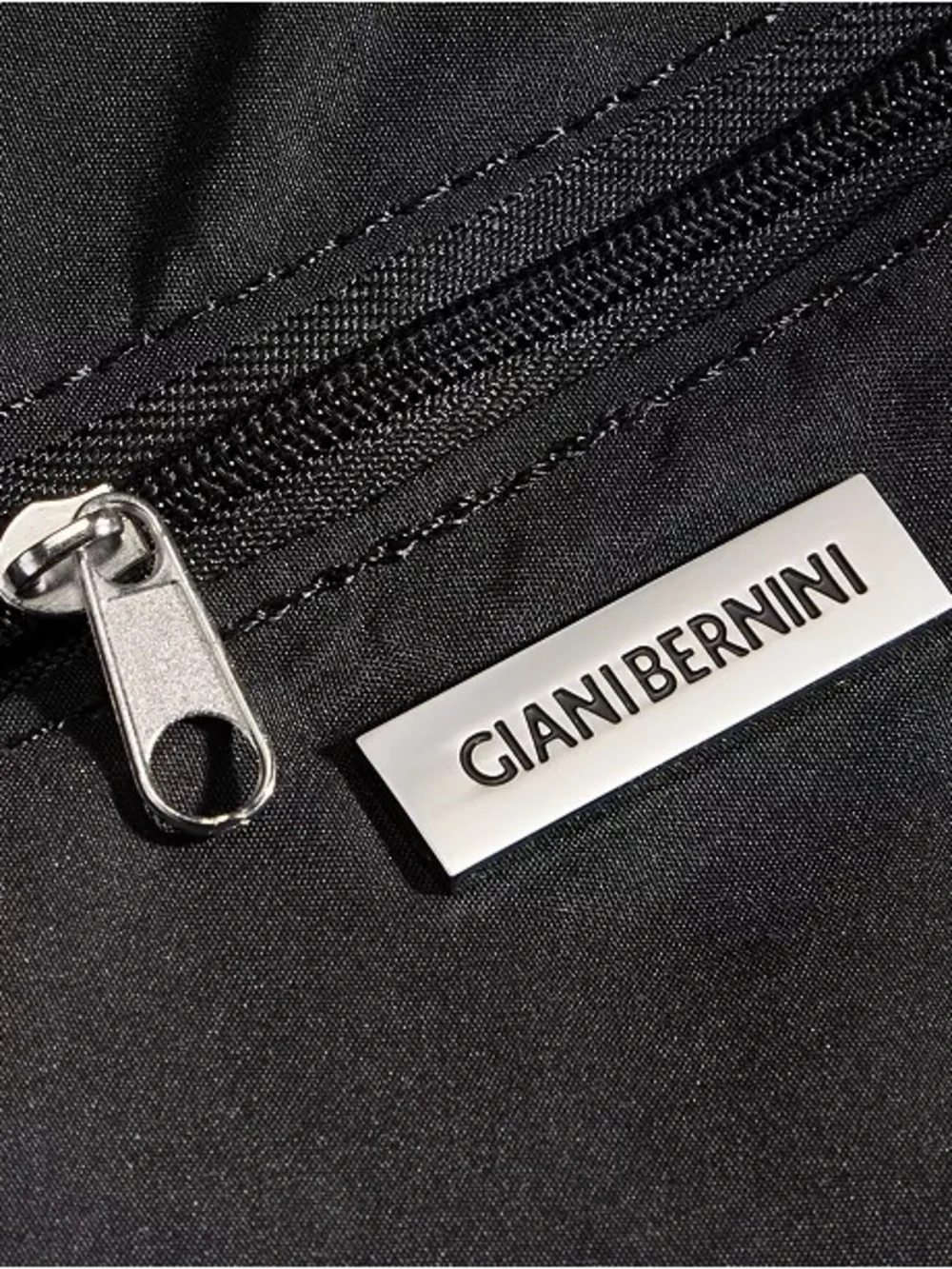 Giani Bernini Black  Vegan Leather Crossbody Bag Multi Pocket Travel Purse NWOT